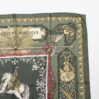 最終価格 エルメス カレ LUDOVICUS MAGNUS ルイ14世 シルク エルメス カレ 90 シルク100％ スカーフ 白い馬に跨ったルイ14世
