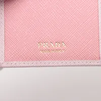 プラダ サフィアーノ 1MH025 レザー 財布 ピンク A3617561｜中古