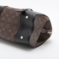 ヴィトン シャイニーモノグラム ドックPM M50482 ブラウン A3618494  