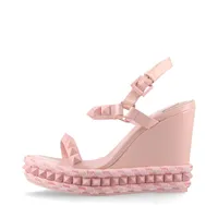 金額交渉ok!美品【1回だけ着用】ルブタン サンダル　ピンク 金額交渉ok!美品【1回だけ着用】ルブタン サンダル ピンク