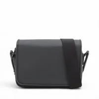 ブラックレザーショルダーバッグ GGロゴ GUCCI グッチ GGロゴ エンボスレザー ショルダーバッグ ブラック