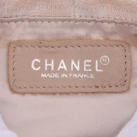 CHANEL ベージュ ナイロン ポーチ CHANEL ベージュ ナイロン ポーチ - メルカリ