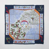 ☆名作☆ HERMES カレ90 Neige d'Antan 去年の雪ネイビー エルメス カレ90 Neige d' Antan 去年の雪 スカーフ シルク ネイビー