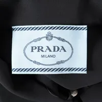 日本未発売*PRADA*花柄ボウタイ付ワンピース トライアングルロゴ 日本未発売*PRADA*花柄ボウタイ付ワンピース トライアングルロゴ