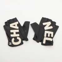 【極美品】シャネル 手袋 ココマーク ラムレザー ブラック Sサイズ シャネル ココマーク 手袋｜ブラック(黒)｜中古ブランド品