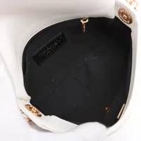 ふっくらマトラッセ 【小顔効果あり♡】CHANEL CHANEL シャネル 二つ折り財布 AP3178 B10583 Y04059 B15532