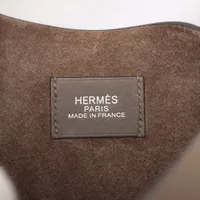 【新品未使用】HERMES エルメス　バスティア　エトゥープ エルメス バスティア エトゥープ ヴォーエプソン ユニセックス