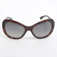 シャネルサングラス5321 CHANEL 5321-A c.1333/26 Cat Eye Black Sunglasses Gray