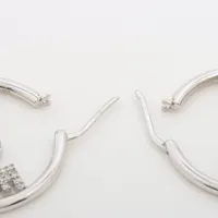 セリーヌ ロゴ ピアス(両耳用) GP シルバー A3649685｜中古