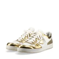 プラダ トライアングルロゴ パテントレザー スニーカー 7 1/2 ゴールド プラダ トライアングルロゴ パテントレザー スニーカー 7 1/2 メンズ