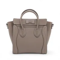 m*a様 【極美品】新ロゴ セリーヌ ラゲージ ナノ　スリ グレージュ CELINE 極美品◎セリーヌ 定価462000円 18979 ラゲージ マイクロ