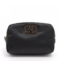 Valentino ブラック ナイロン ポーチ ロゴ付き ヴァレンティノ Vロゴ ブラック ポーチ ナイロン A3662345｜中古