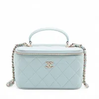 25B 新色【大人気♡】CHANEL マトラッセ バニティー シャネル マトラッセ バニティバッグ｜中古ブランド品・ブランド