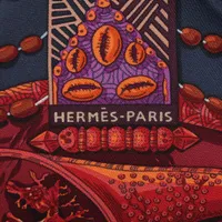 極美品【名品】珊瑚の小道　カレ90　エルメス　HERMES　黒　オレンジ　珊瑚 HERMES（エルメス） 美品 カレ90 CHEMINS DE CORAIL 珊瑚の小道 大判