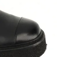 CHANEL レザーショートブーツ36 ブラック 中古・古着通販】CHANEL (シャネル) ショートブーツ ブラック