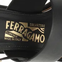 フェラガモ ヴァラリボン レザー ウェッジソールサンダル 6