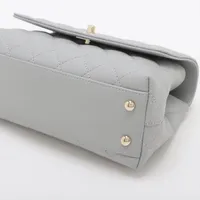 グレー ハンドバッグ ロゴ付き金具 シャネル ココハンドル24 XS キャビアスキン 2WAYハンドバッグ