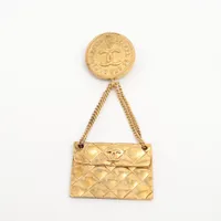 ❣️良品❣️　 CHANEL ブローチ　マトラッセ 楽天市場】【中古】 CHANEL シャネル ブローチ B24S ココマーク