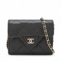 【CHANEL】ミニミニマトラッセキャビアスキンチャームチェーンベルト 2025年最新】chanel チェーンベルト ミニマトラッセの人気