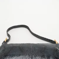 フェンディ マンマバケット パイソン ショルダーバッグ ネイビー