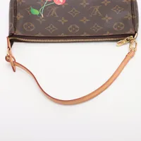 ヴィトン モノグラムチェリー ポシェットアクセソワール M95008 ルイ・ヴィトン(LOUIS VUITTON)ルイヴィトン モノグラム