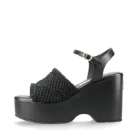 25ss新作!【CHANEL】サンダル ラムスキン CCロゴ ブラックレザー サンダル - ラムスキン、ブラック — ファッション | CHANEL シャネル