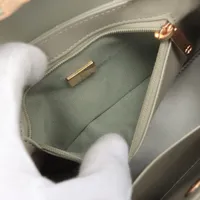シャネル マトラッセ レザー 2WAYショルダーバッグ グリーン
