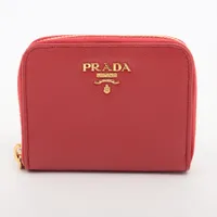 プラダ コインケース レッド ✨️極美品✨️ プラダ サフィアーノレザー コインケース レッド