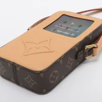 ヴィトン モノグラム ミュージック プレイヤー ウェアラブル