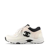 CHANEL 新作 スニーカー CCロゴ 本革レザー バイカラー SNEAKERS Chanel REV Classic Black Nylon Suede CC Lace Up Trainer