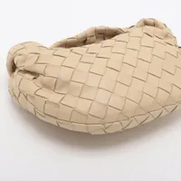 【関税・送料込み】ボッテガ ベージュ ハンドバッグ レザー ベージュ系 BOTTEGA VENETA(ボッテガヴェネタ) ハンドバッグ