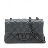 CHANEL★シャネル ミニマトラッセシングルフラップブルーAランク CHANEL☆シャネル ミニマトラッセシングルフラップブルーAランク