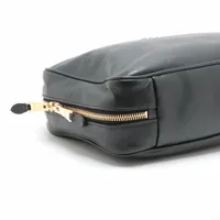 ブラックレザーショルダーバッグ　ボーリングバッグ PRADA/プラダ】 パンチング ボーリングバッグ ショルダーバッグ