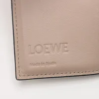 か*た様 ロエベ アナグラム　トライフォールド レザー　コンパクトウォレット ロエベ アナグラム トライフォールド レザー コンパクト