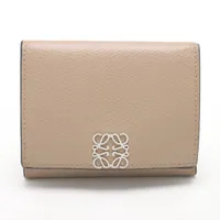 LOEWE アナグラム トライフォールドウォレット レザー ベージュ系 アナグラム トライフォールド ウォレット（ペブルグレインカーフ