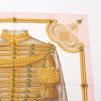 エルメス カレ90 BRANDEBOURGS ブランデンブルク飾り ピンク エルメス カレ90 BRANDEBOURGS ブランデンブルク飾り スカーフ シルク