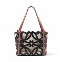 ロエベ アナグラム スモールカットアウト レザーxキャンバス