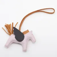エルメス ペガサスチャーム PM U刻印 エルメス ペガサスチャーム PM ゴールド/ヴェールシプレ