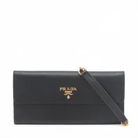 プラダチェーンウォレット新品