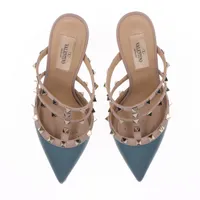 ヴァレンティノ　ガラヴァーニ　ロックスタッズ　エナメル　パンプス　35 1/2 VALENTINO ロックスタッズ フラットシューズ 35 1/2 - メルカリ