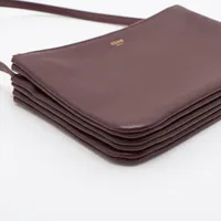 セリーヌ トリオ スモール レザー ショルダーバッグ ボルドー