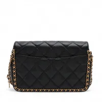 CHANEL◆キャビアスキン クラッチバッグ◆シルバー金具◆ブラック シャネル マトラッセ キャビアスキン チェーンショルダーバッグ