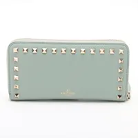 新品◆ヴァレンティノ ガラヴァーニ ロックスタッズ ラウンドジップ長財布 ヴァレンティノガラヴァーニ ロックスタッズ レザー ラウンド