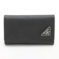 ⭐︎開店セール⭐︎ 新品未使用 美品 プラダ レザー ロゴエンボス キーケース A3727515.JPG