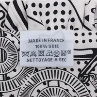 【手触りの良いシルク素材】HERMES_エプロン・ドール・バンダナ HERMES エルメス スカーフ ツイリー エプロンドール バンダナ 白