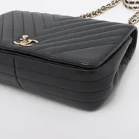CHANEL ラムスキン Vステッチ クラッチバッグ【ランク:AB】 CHANEL ラムスキン Vステッチ クラッチバッグ【ランク:AB