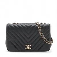シャネルラムスキンVステッチココマークダブルフラップ 極美品 CHANEL シャネル ココマーク Vステッチ ラムスキン