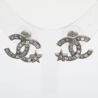 CHANEL　ロゴ　スターピアス(片耳) 楽天市場】chanel スター ピアス（ジュエリー・アクセサリー）の通販