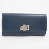 ⭐️ 美品 フェンデ ピーカブー レザー 二つ折り 長財布 ブラウン 鑑定済 ⭐️ 美品 フェンデ ピーカブー レザー 二つ折り 長財布