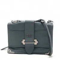 プラダ レザー カイエ 2way ショルダーバッグ プラダ カイエ レザー 2WAYショルダーバッグ ライトブルー